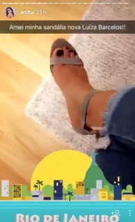 Anitta feet photo thumbnail