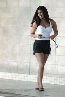 Priyanka Chopra Jonas feet photo thumbnail