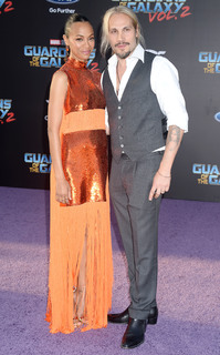 Zoe Saldana feet photo thumbnail