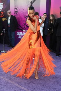 Zoe Saldana feet photo thumbnail