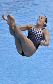 Tania Cagnotto feet photo thumbnail