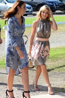 Elsa Pataky feet photo thumbnail