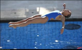 Tania Cagnotto feet photo thumbnail