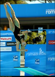 Tania Cagnotto feet photo thumbnail