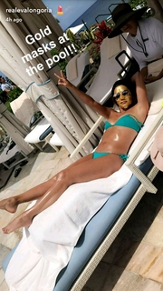 Eva Longoria feet photo thumbnail