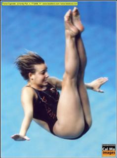Tania Cagnotto feet photo thumbnail