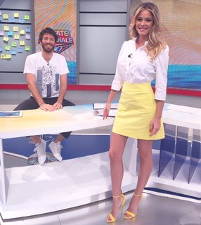 Diletta Leotta feet photo thumbnail