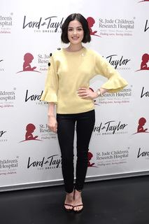 Lucy Hale feet photo thumbnail