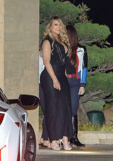 Mariah Carey feet photo thumbnail