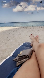 Xenia Tchoumitcheva feet photo thumbnail