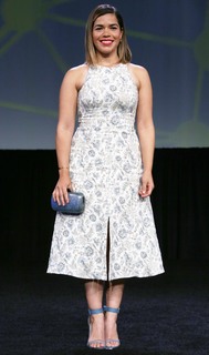 America Ferrera feet photo thumbnail