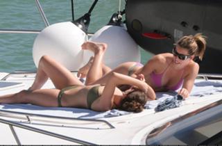 Jessica Biel feet photo thumbnail