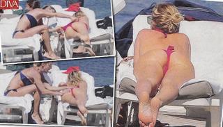 Alessia Marcuzzi feet photo thumbnail