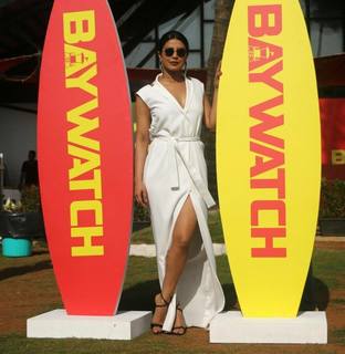 Priyanka Chopra Jonas feet photo thumbnail
