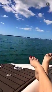 Xenia Tchoumitcheva feet photo thumbnail