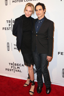 Uma Thurman feet photo thumbnail