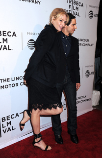 Uma Thurman feet photo thumbnail