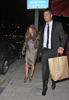 Fergie feet photo thumbnail
