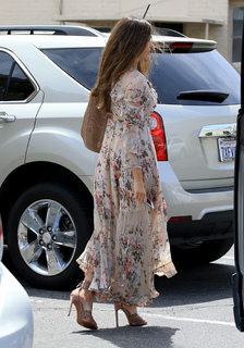 Sofía Vergara feet photo thumbnail