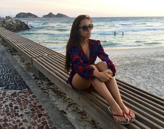 Carla Diaz feet photo thumbnail