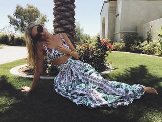 Elsa Hosk feet photo thumbnail