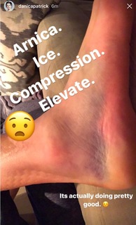 Danica Patrick feet photo thumbnail