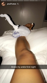 Jena Frumes feet photo thumbnail