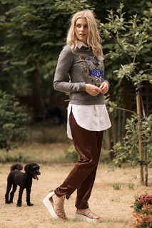 Ashley James feet photo thumbnail