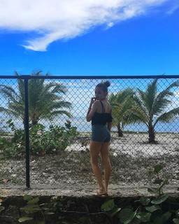 Xenia Tchoumitcheva feet photo thumbnail