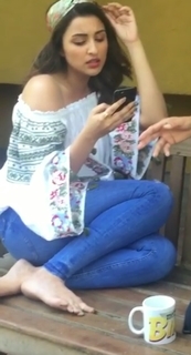 Parineeti Chopra feet photo thumbnail