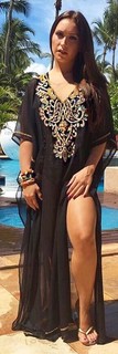 Carla Diaz feet photo thumbnail