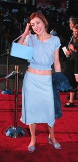 Alyson Hannigan feet photo thumbnail
