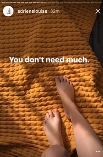 Adriene Mishler feet photo thumbnail