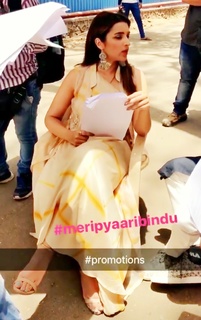Parineeti Chopra feet photo thumbnail
