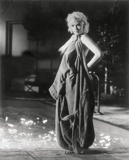 Marilyn Monroe feet photo thumbnail