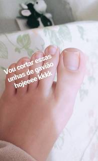 Isa Pes feet photo thumbnail