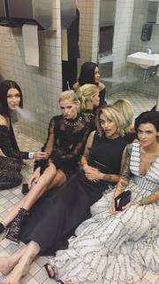 Paris Jackson feet photo thumbnail