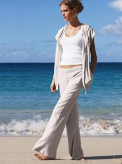 Erin Heatherton feet photo thumbnail