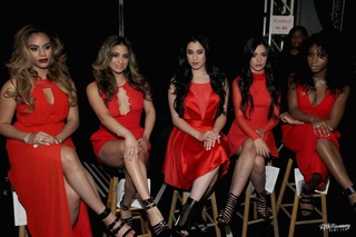 Camila Cabello feet photo thumbnail