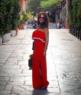 Dorra Zarrouk feet photo thumbnail