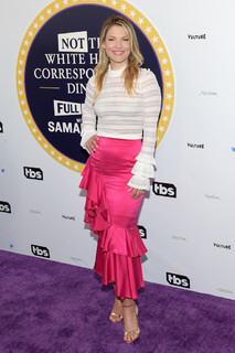 Ali Larter feet photo thumbnail