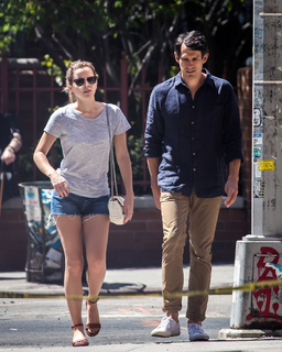 Emma Watson feet photo thumbnail