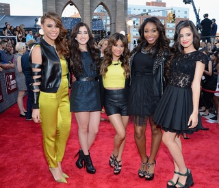 Camila Cabello feet photo thumbnail