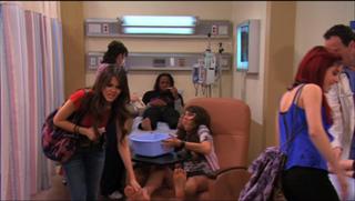 Daniella Monet feet photo thumbnail