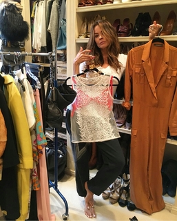 Brooke Burke feet photo thumbnail