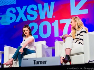 Maisie Williams feet photo thumbnail