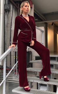 Adriane Galisteu feet photo thumbnail