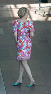 Kylie Minogue feet photo thumbnail