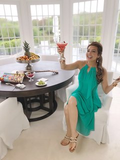 Thalía feet photo thumbnail