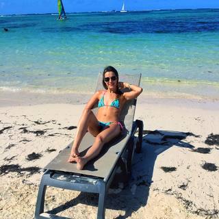 Alaine Crissiê feet photo thumbnail